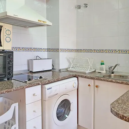 Turquesa La Carihuela * טורמולינוס